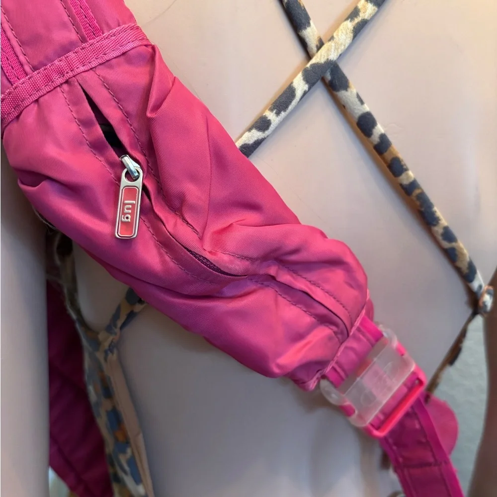 Lug Pink Fuchsia Quilted Sling Bag - Picture 7 of 13